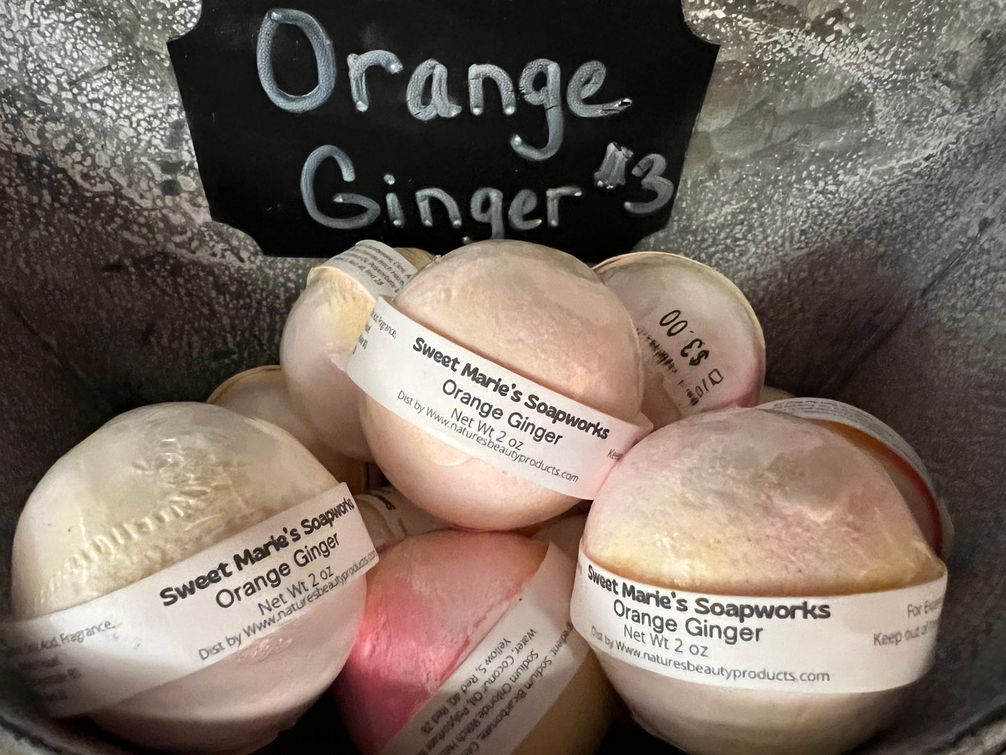 Orange Ginger Bath Bomb